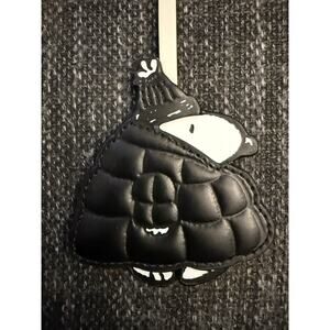 NWT PEANUTS X KATE SPADE LEATHER PUFFY SNOOPY BAG CHARM KEY FOB KM581